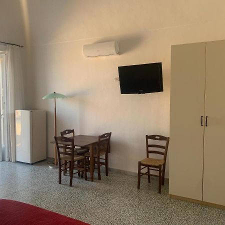 Colombo Apartment E Room เวียสเต ภายนอก รูปภาพ