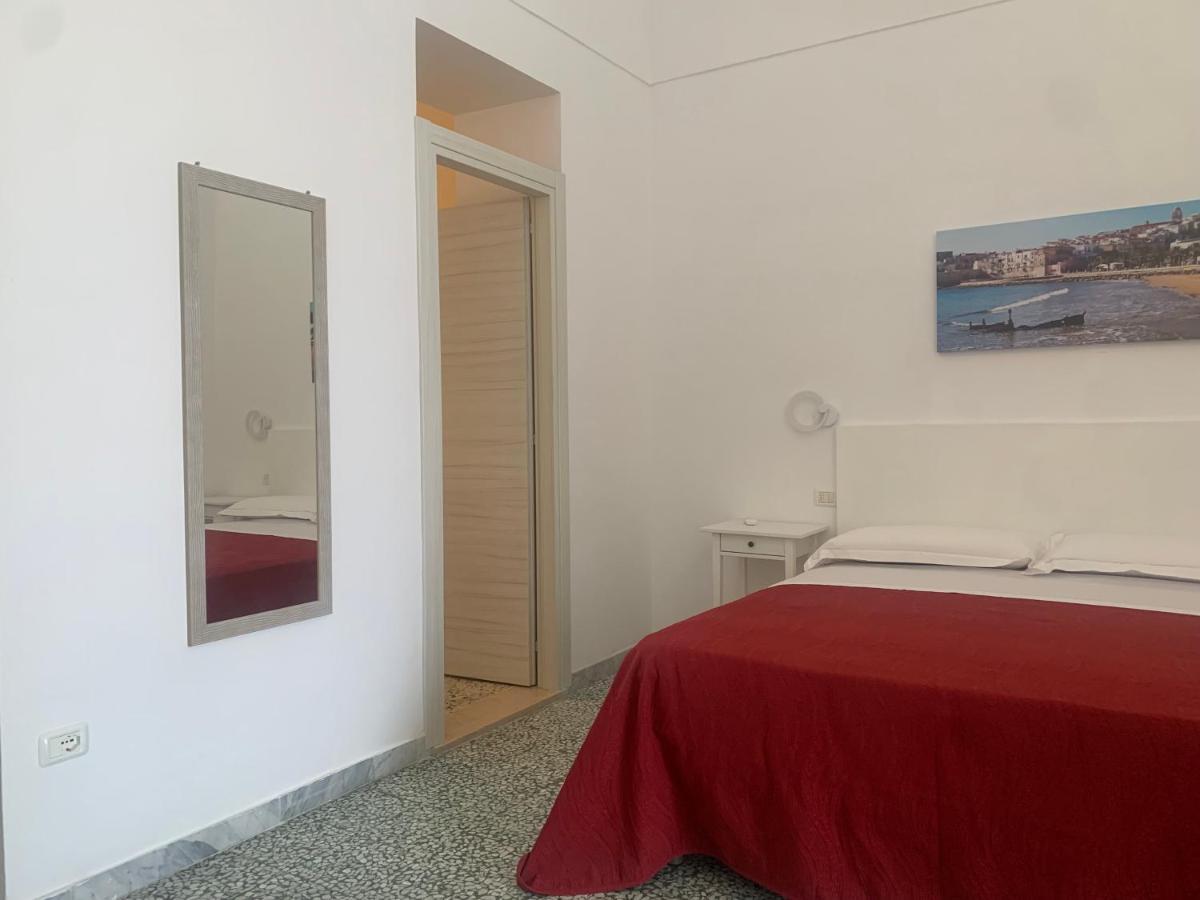 Colombo Apartment E Room เวียสเต ภายนอก รูปภาพ