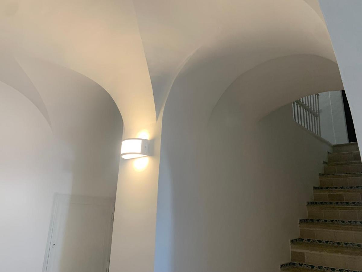 Colombo Apartment E Room เวียสเต ภายนอก รูปภาพ
