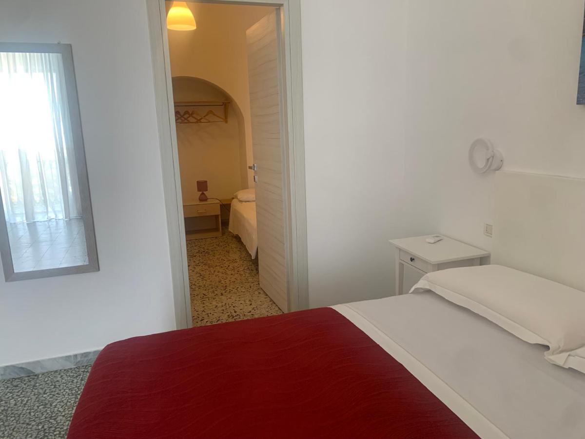 Colombo Apartment E Room เวียสเต ภายนอก รูปภาพ