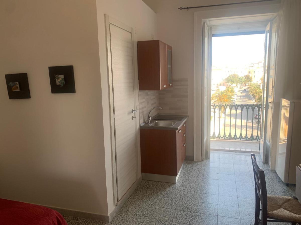 Colombo Apartment E Room เวียสเต ภายนอก รูปภาพ