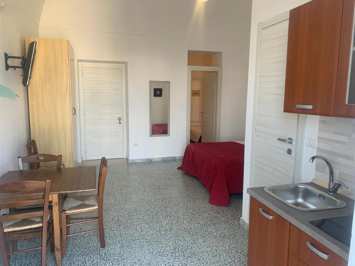 Colombo Apartment E Room เวียสเต ภายนอก รูปภาพ