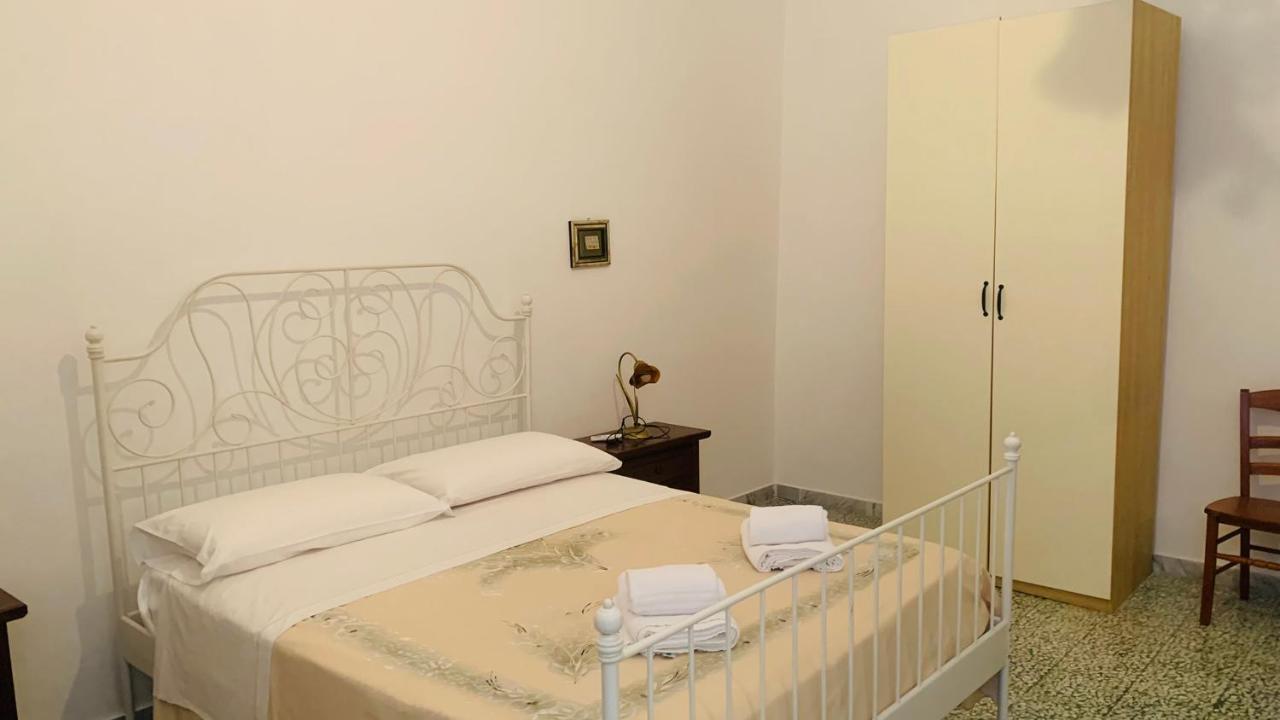 Colombo Apartment E Room เวียสเต ภายนอก รูปภาพ