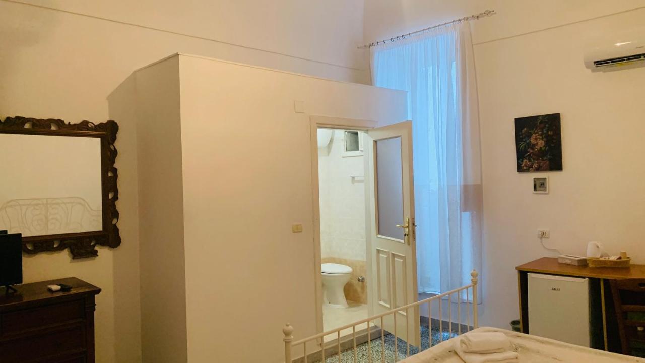 Colombo Apartment E Room เวียสเต ภายนอก รูปภาพ